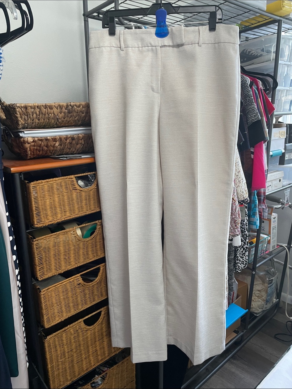 Wide-Leg Lined Dress Slacks Pants in Cream Front Zip Linen Look Very Chic
